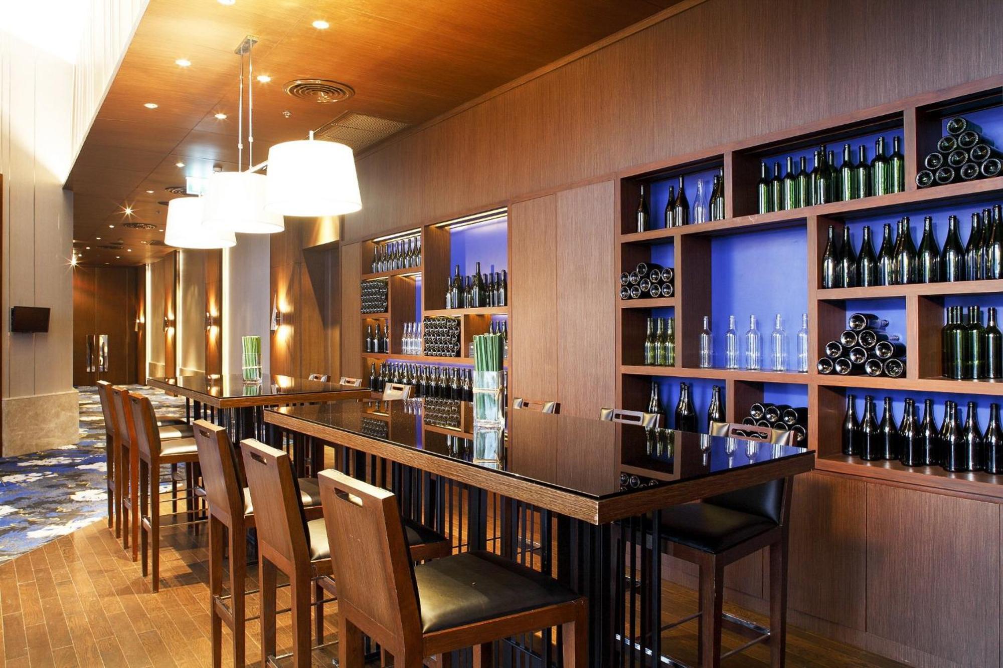 Centara Grand At Centralworld Μπανγκόκ Εξωτερικό φωτογραφία The bar at the lounge