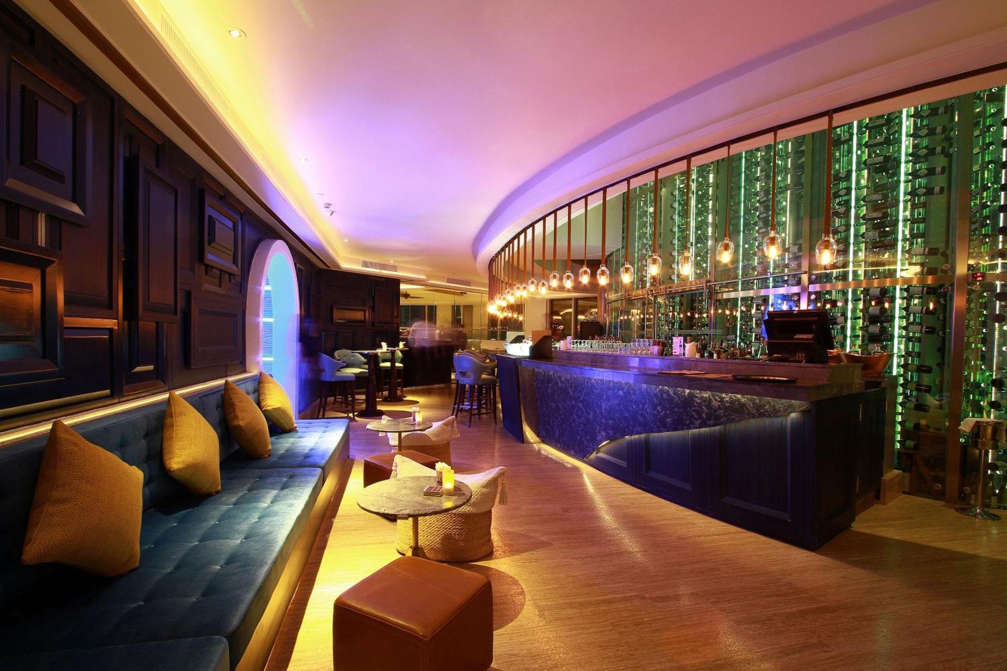 Centara Grand At Centralworld Μπανγκόκ Εξωτερικό φωτογραφία The bar at the 101 bar